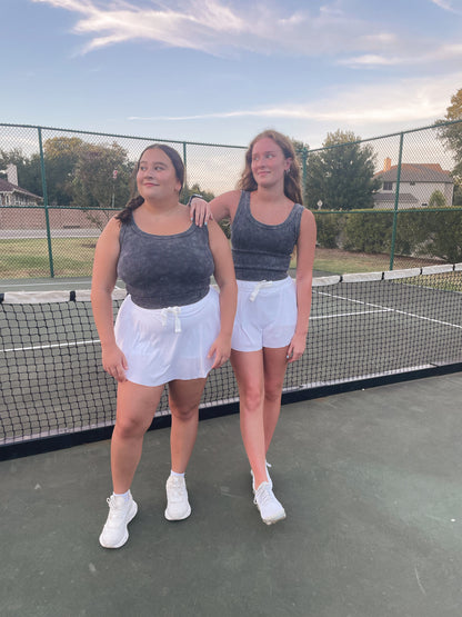 Netta Skort