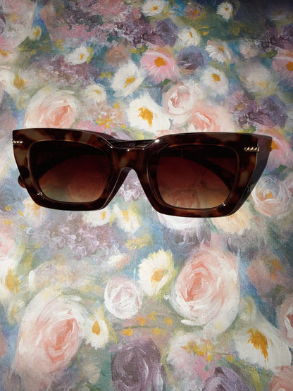 Gold Tone Sunnies