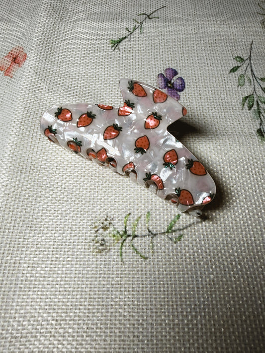 Strawberry Clip